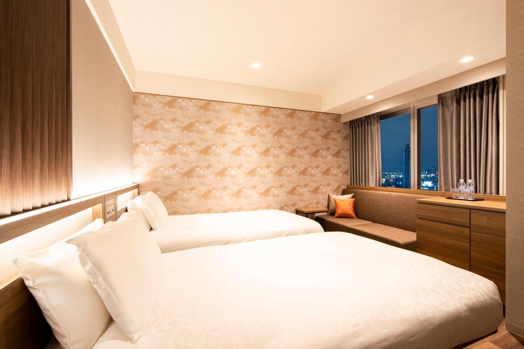 Karaksa Hotel Grande Shin-Osaka Tower Zewnętrze zdjęcie